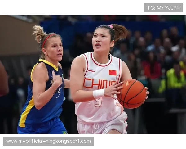 女篮姑娘用坚韧书写光荣篇章，女篮女孩